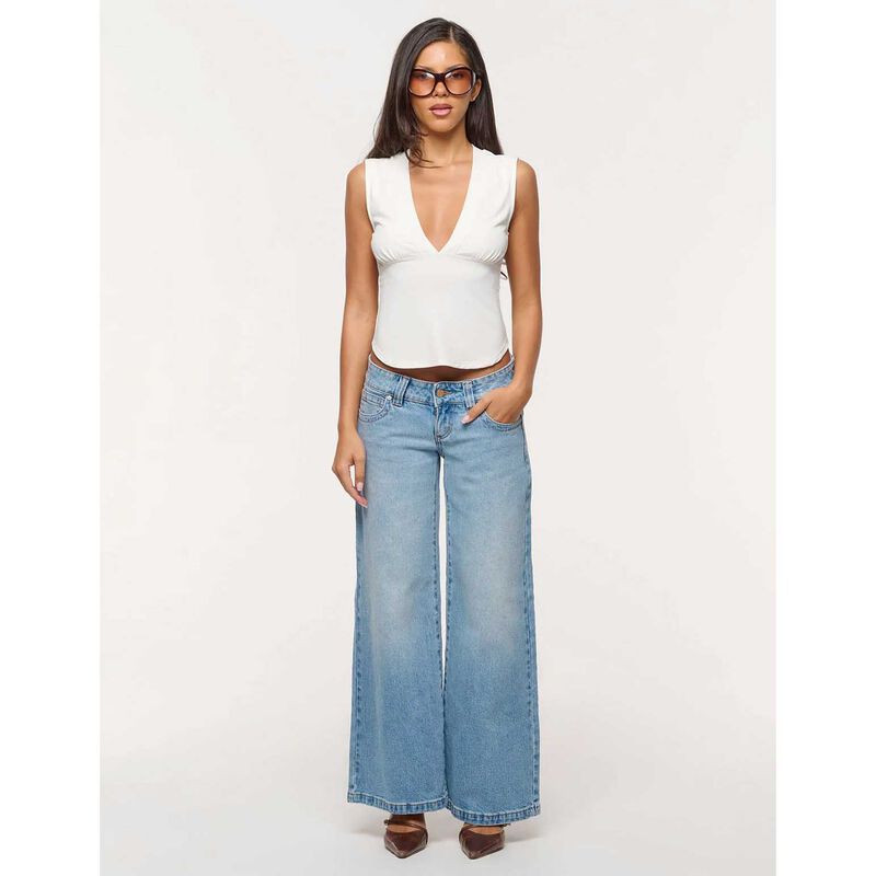 Abrand 00 Wide Petite Jody Jeans image number 2